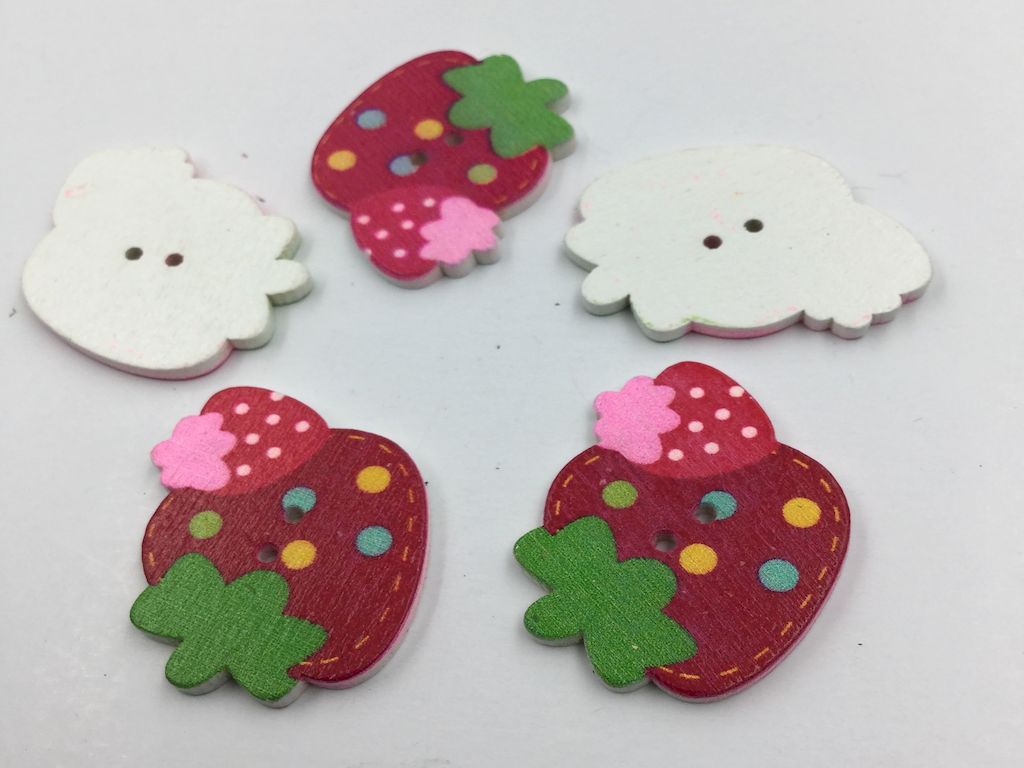 strawberry-shaped-wooden-buttons-for-kids-garment-art-and-craft-and-many-more