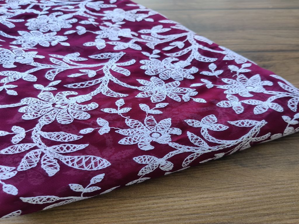 maroon-white-chikankari-embroidered-georgette