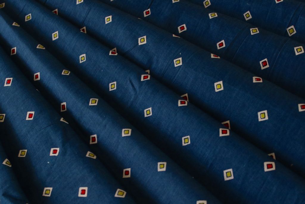 navy-blue-red-olive-geometric-printed-pure-cotton-fabric