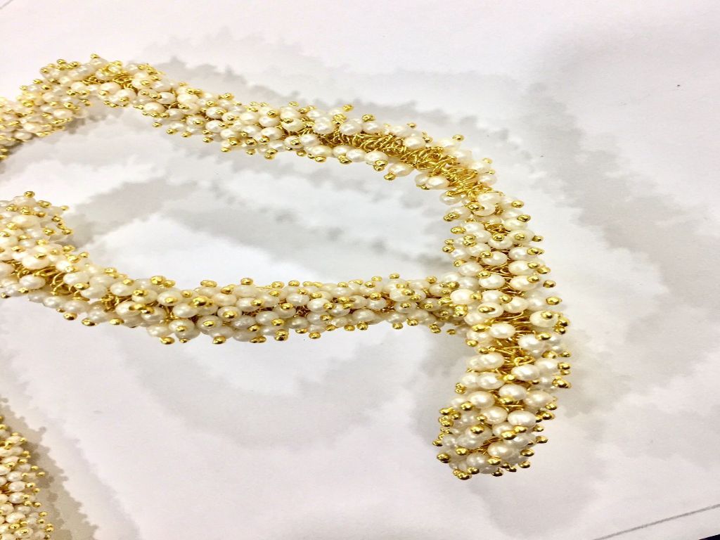 golden-white-loreal-beads-3-mm