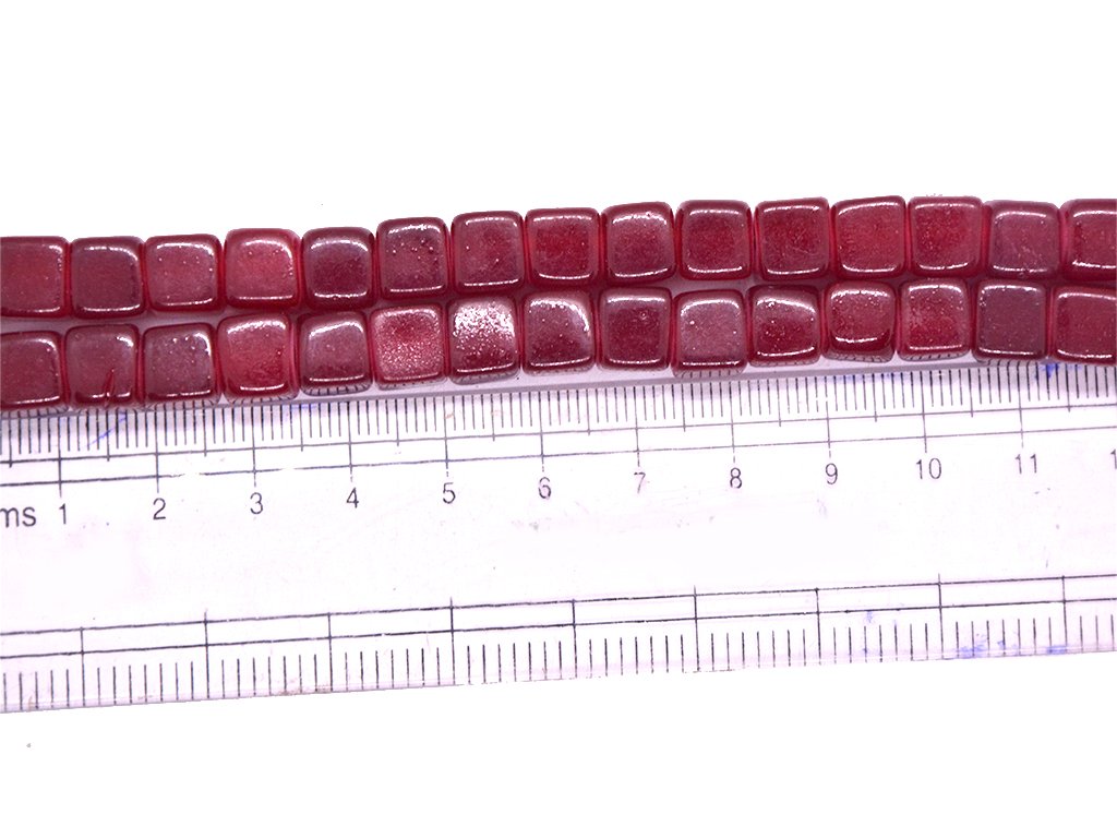 red-square-pressed-glass-beads