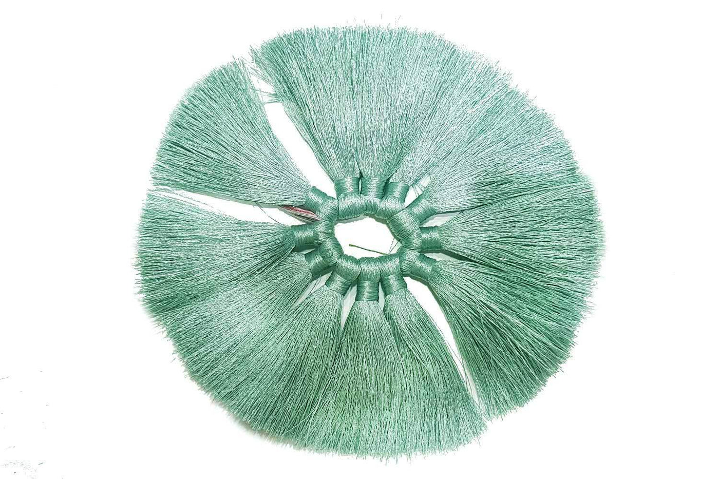 speramint-green-color-silk-thread-tassels