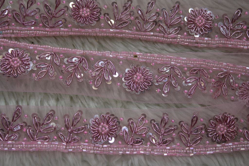 pink-floral-handwork-trim