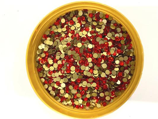 red-circular-chandala-glass-beads-4mm