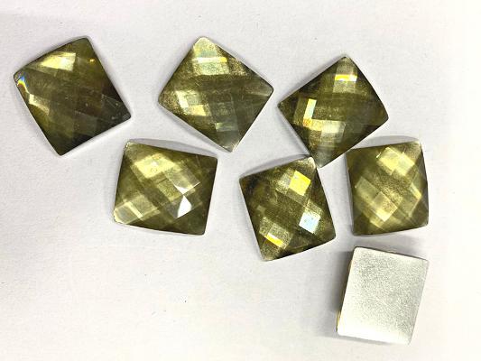 dark-golden-square-plastic-stones-18x21-mm