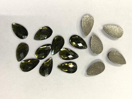 dark-golden-drop-plastic-stones-6x12-mm