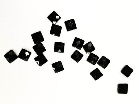 black-square-plastic-beads-without-hole-6x6-mm