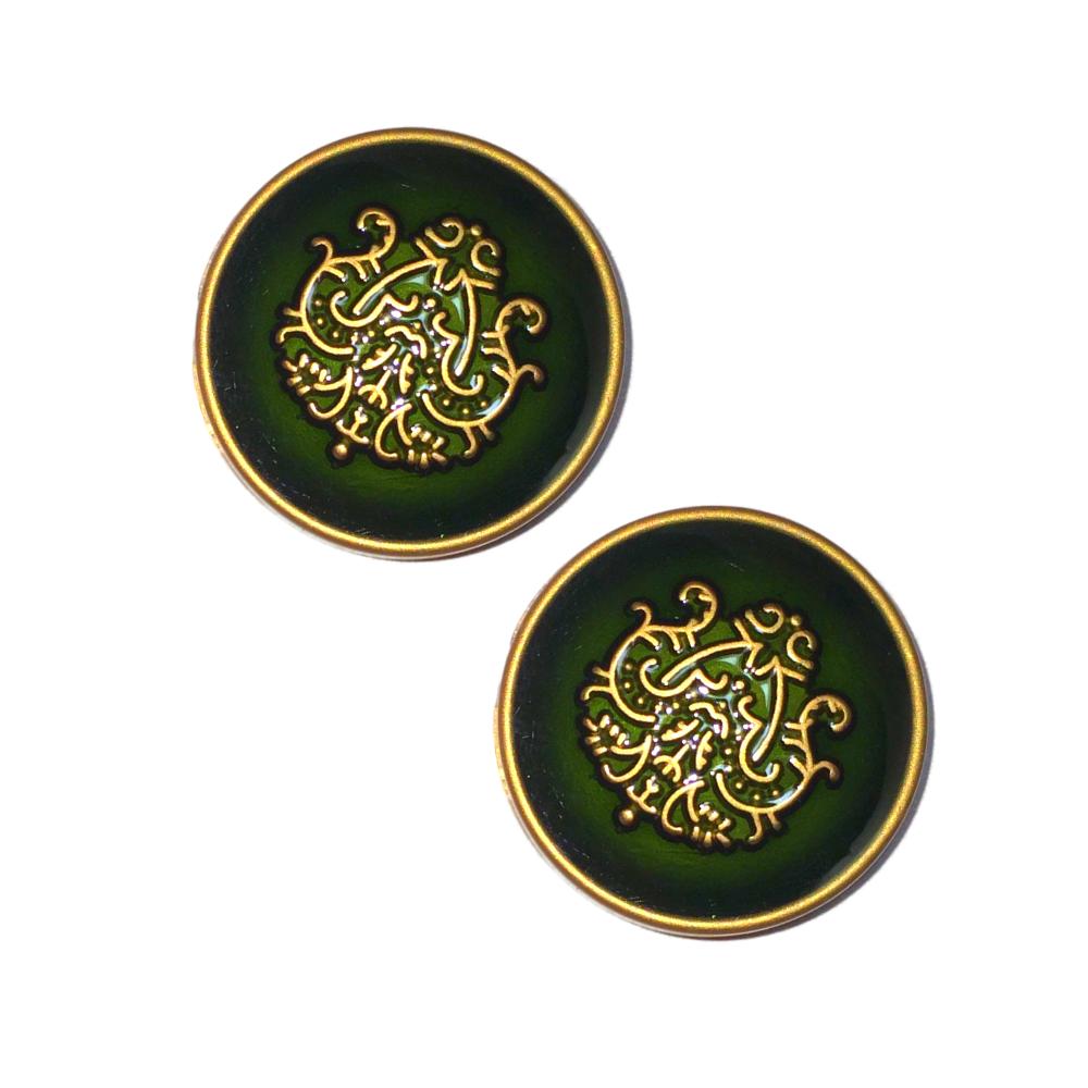 green-traditional-metal-buttons-for-suit