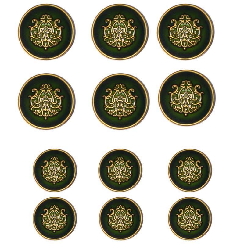 green-traditional-metal-buttons-for-suit