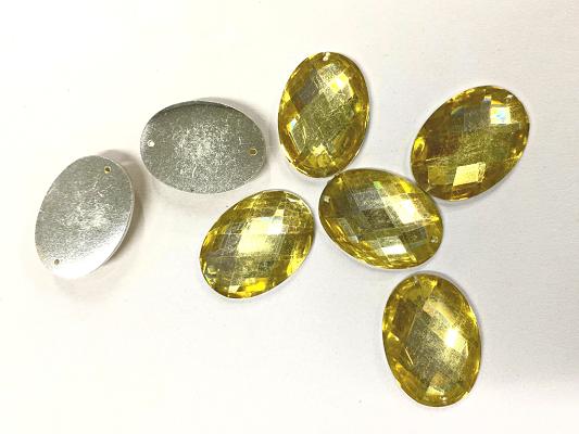 golden-octagonal-2-hole-plastic-stone-18x25-mm