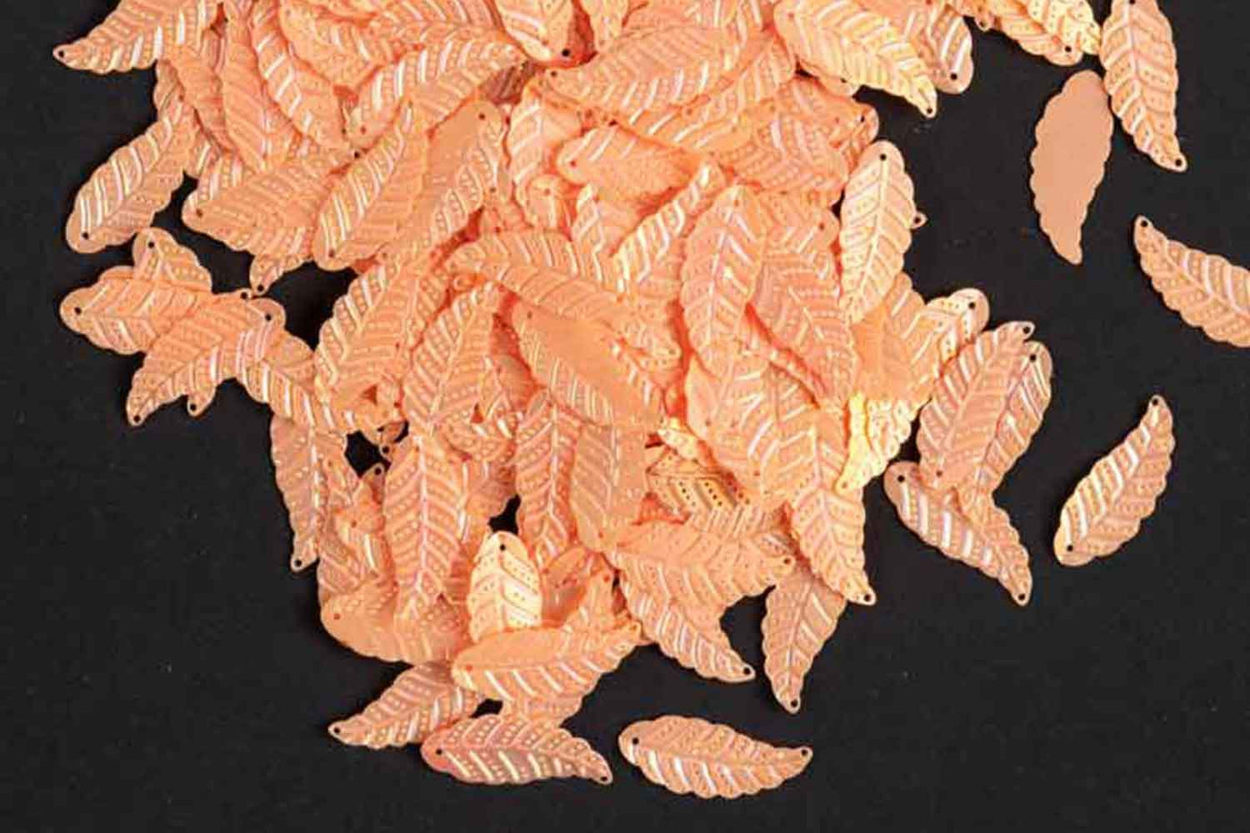 peach-color-leaf-shape-plastic-sequins-sitara-sippi-seq0080