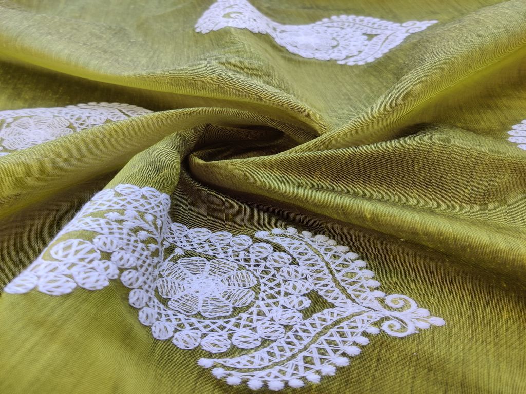 parrot-green-chanderi-with-embroidered-white-lakhnawi-motifs