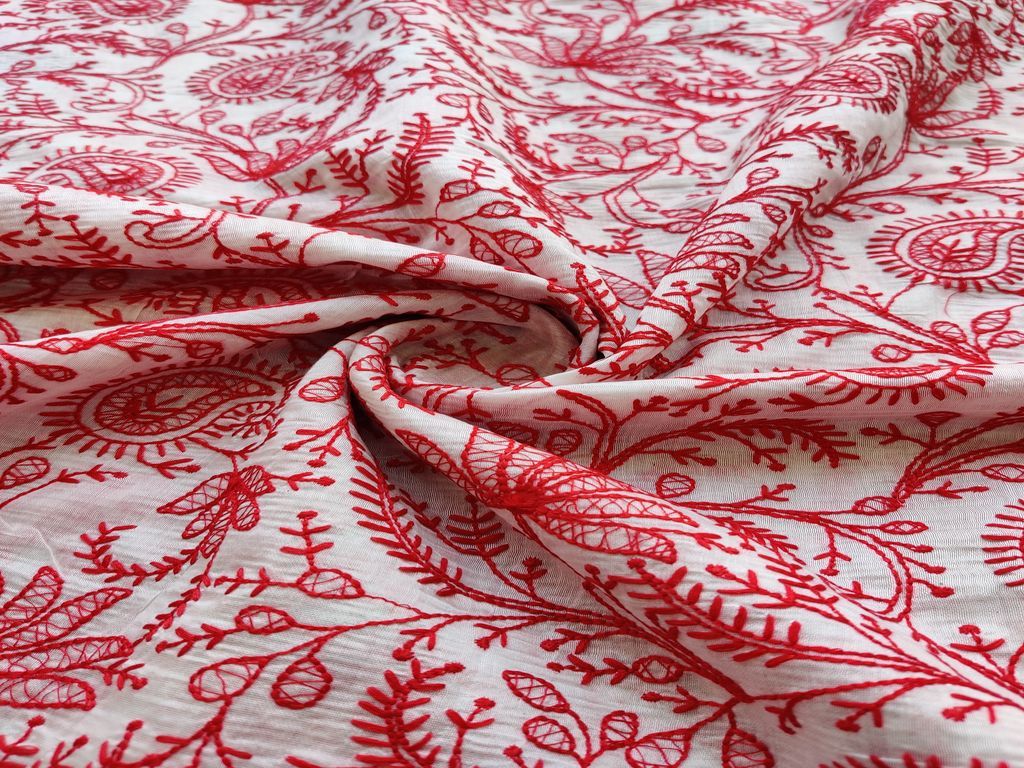 white-chanderi-silk-with-embroidered-red-lakhnawi-jaal