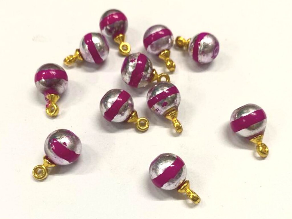 magenta-silver-circular-glass-loreal-beads-10-mm