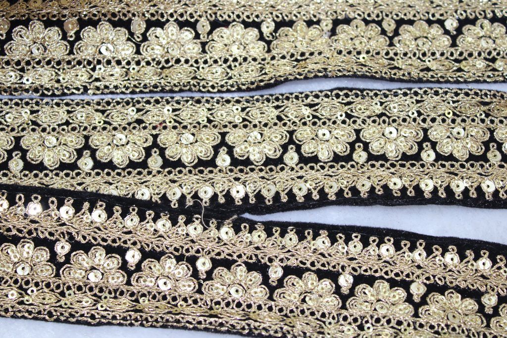 black-fancy-zari-lace