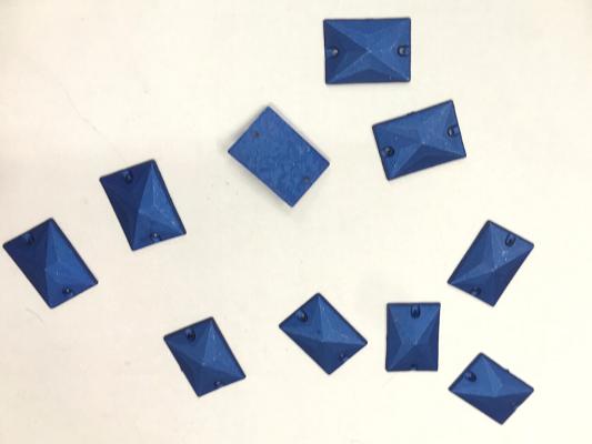 blue-rectangular-2-hole-plastic-beads