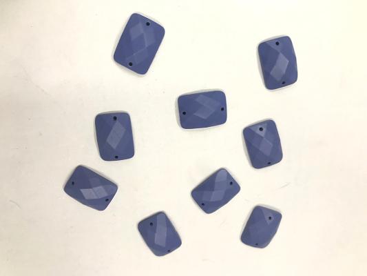 blue-rectangular-2-hole-plastic-beads-1