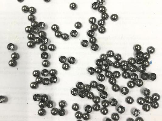 silver-half-round-glass-beads-4-mm