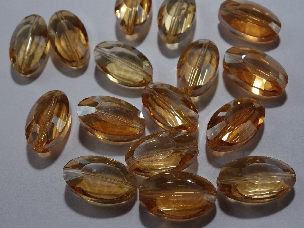 glass-beads-oval-cut-golden-topas