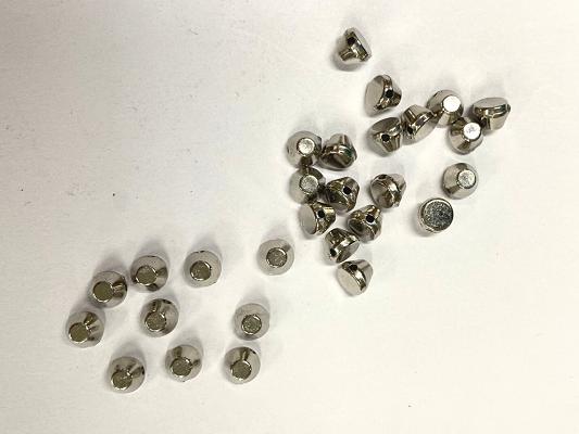 nickel-silver-flat-triangular-plastic-stud-beads-6-mm