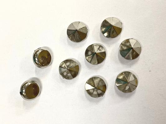 nickel-silver-triangular-plastic-stud-beads-10-mm