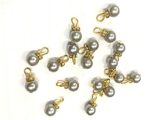 pearl-grey-circular-glass-beads-hanging-8-mm