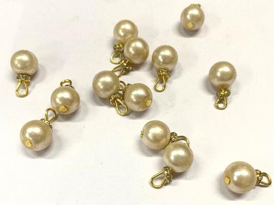 pearl-white-circular-glass-beads-hanging-10-mm