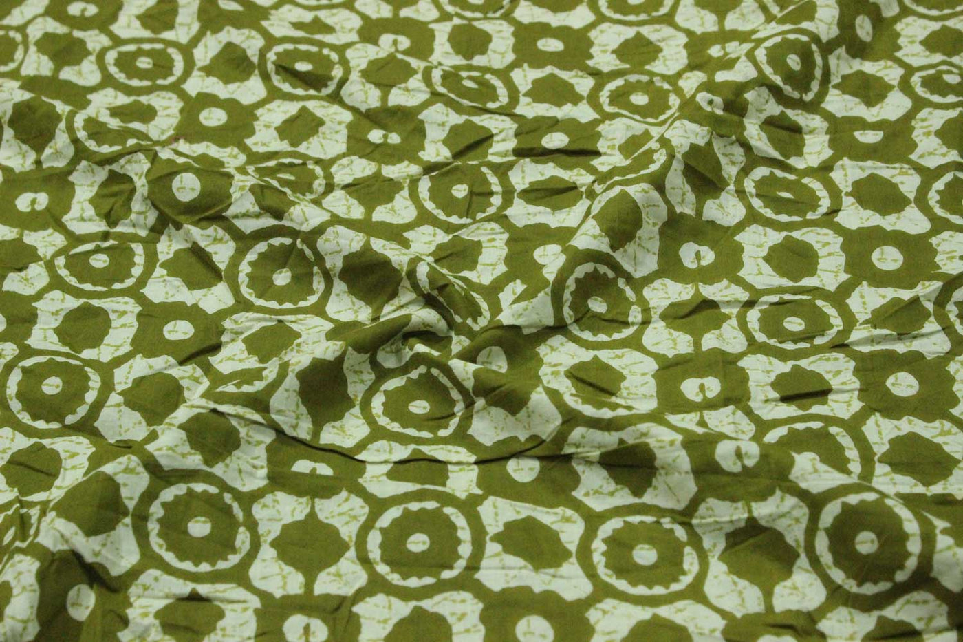 green-cotton-cambric-fabric-2406618