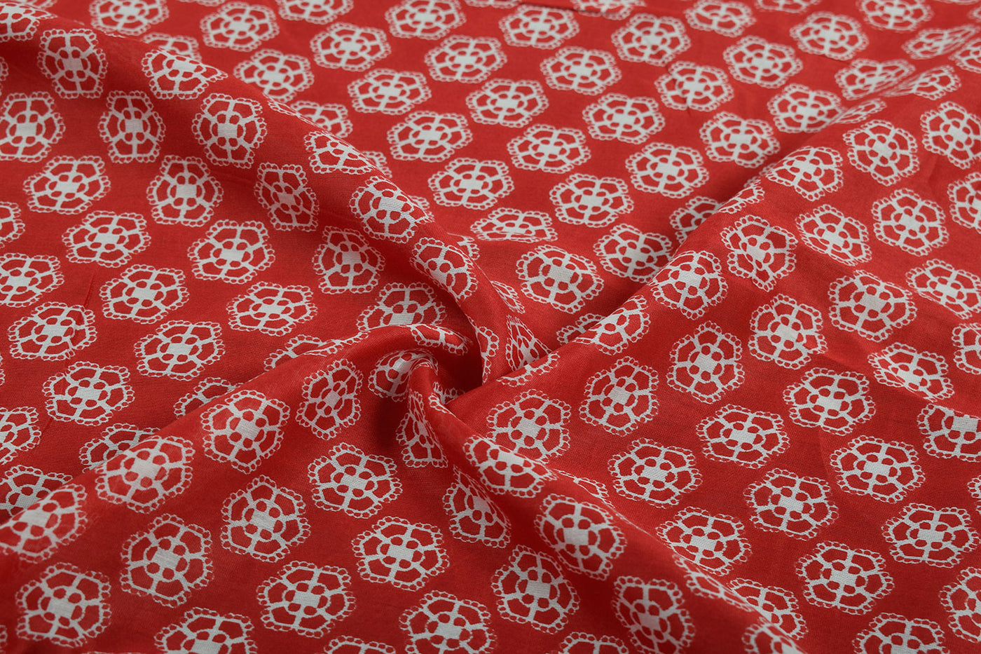 red-printed-chanderi-fabric-2510422