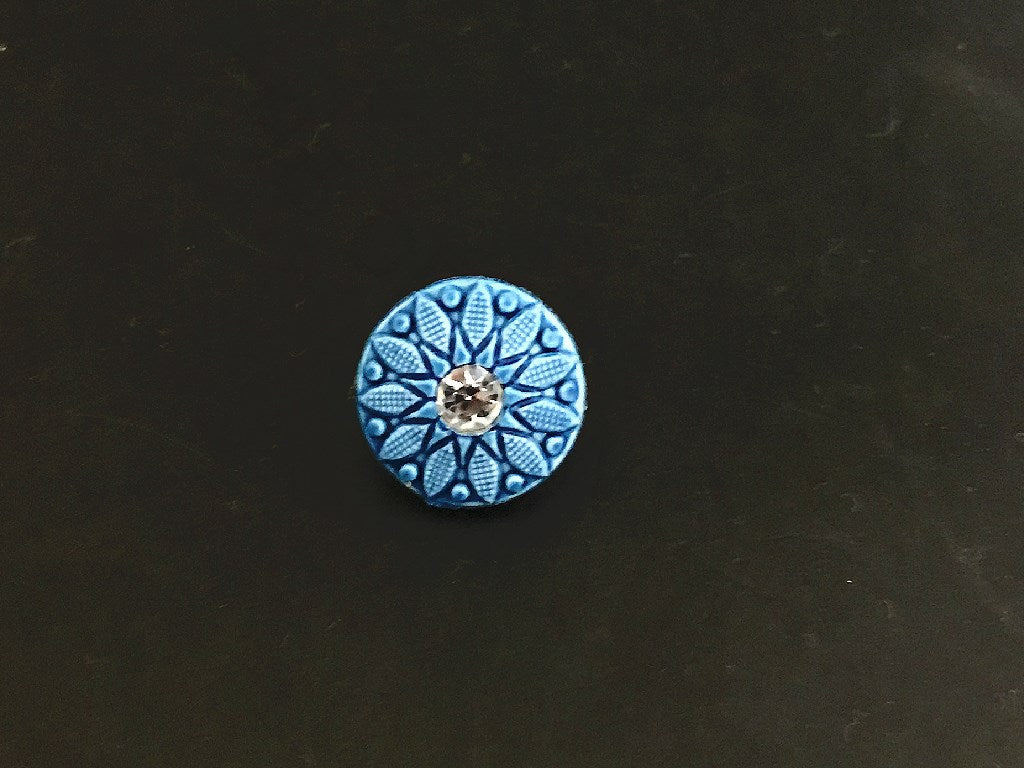 light-blue-flower-acrylic-button-stc301019101