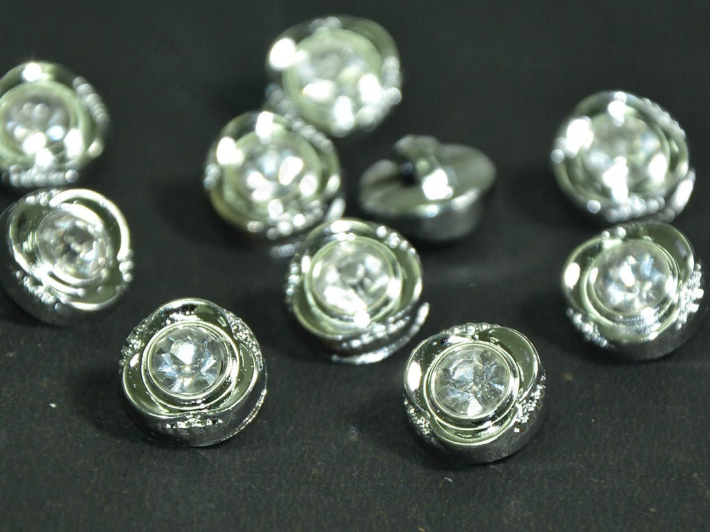 silver-designer-1-circular-acrylic-buttons-stc280220-142