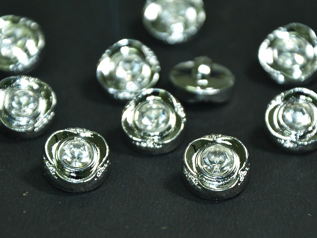 silver-designer-4-circular-acrylic-buttons-stc280220-154