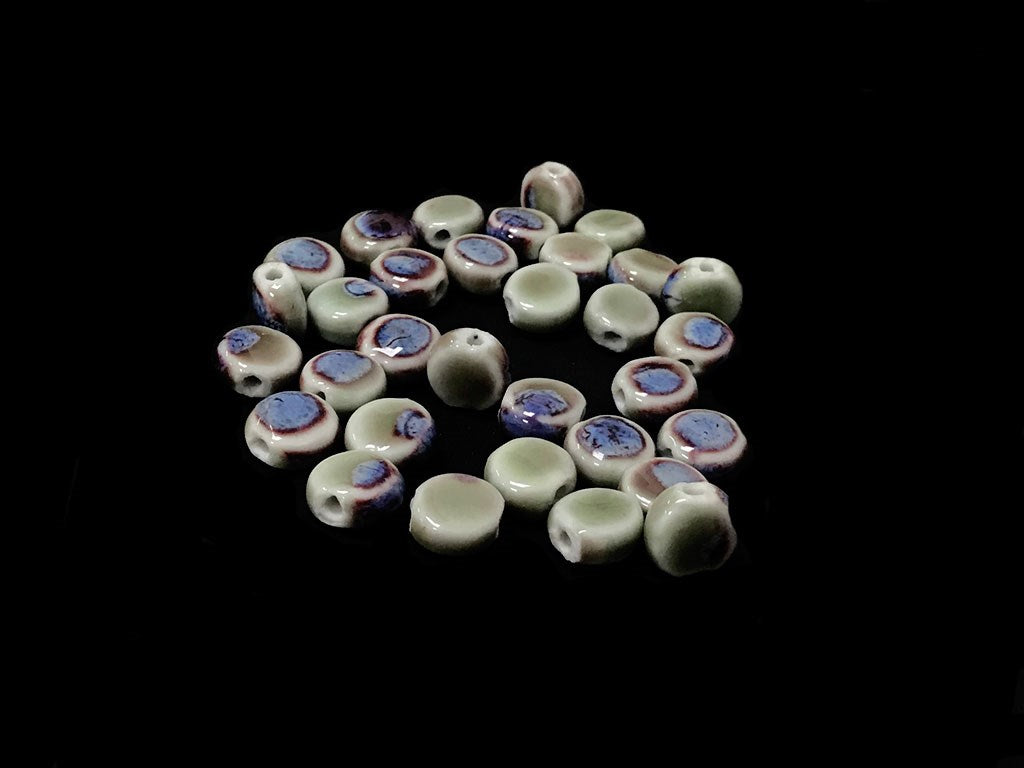 Green Maroon Disc Spherical Ceramic Beads (4323287892037)