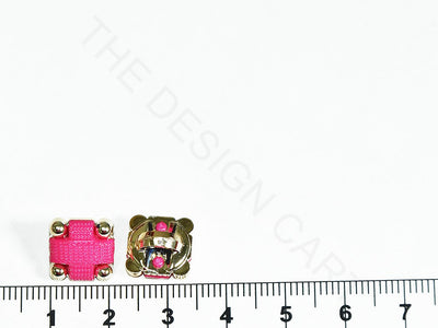 pink-square-acrylic-buttons-stc280220-197