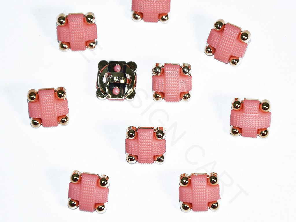 light-pink-square-acrylic-buttons-stc280220-207