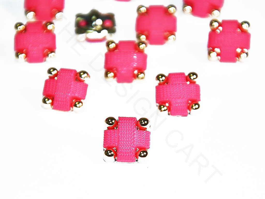 bright-pink-square-acrylic-buttons-stc280220-223