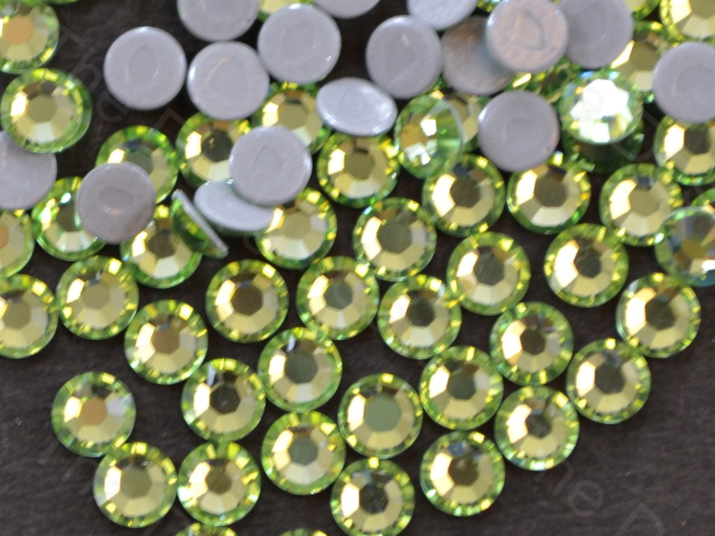 Crysolite Opal Preciosa Hotfix Rhinestones (1581756645410)