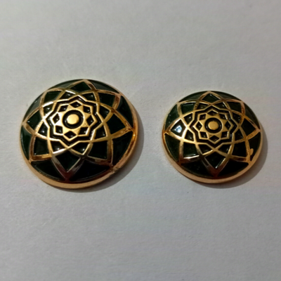 golden-green-traditional-design-metal-button