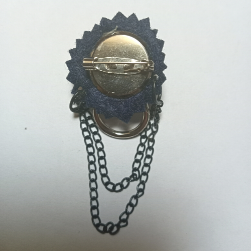 silver-lion-face-chain-designer-brooch