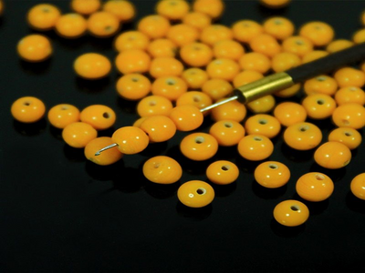yellow-spherical-ceramic-beads