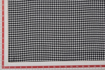 white-black-tweed-wool-houndstooth-fabric-41216622