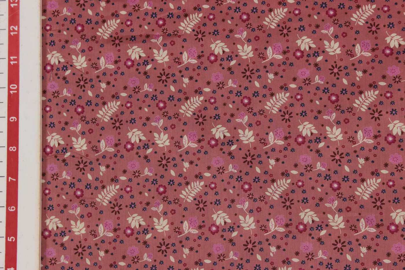 pink-printed-cotton-fabric-4193820