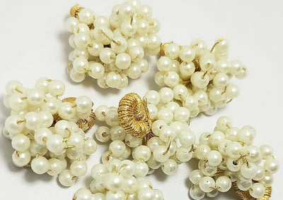 White Pearl Plastic Beads With Golden Zari Thread Latkan