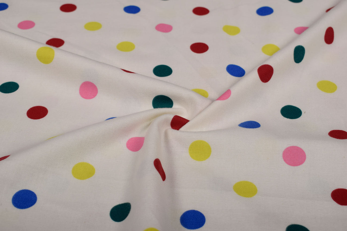 white-cotton-flannel-fabric-4533920