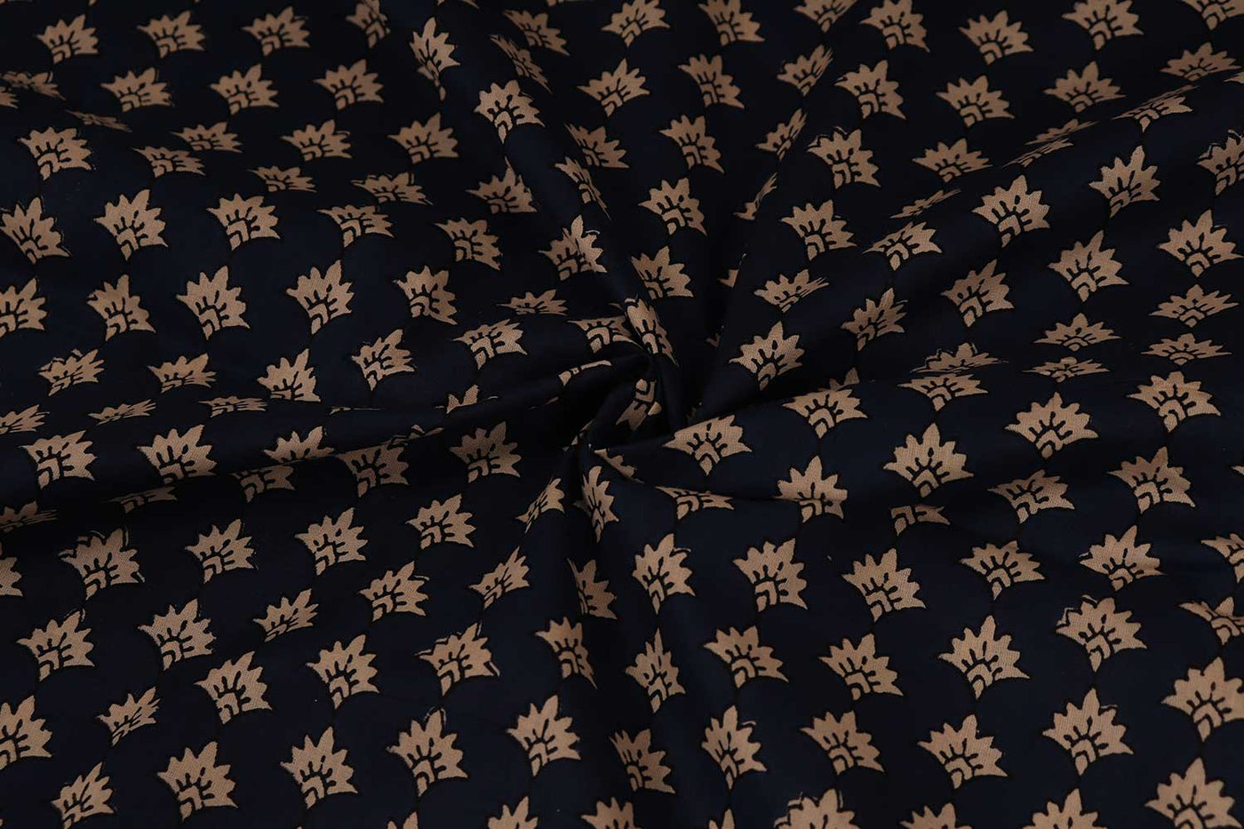 dark-blue-printed-cotton-cambric-fabric-4903322