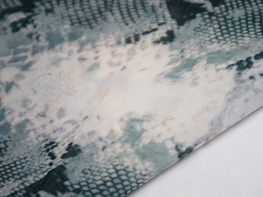 white-gray-digital-printed-goergette-fabric