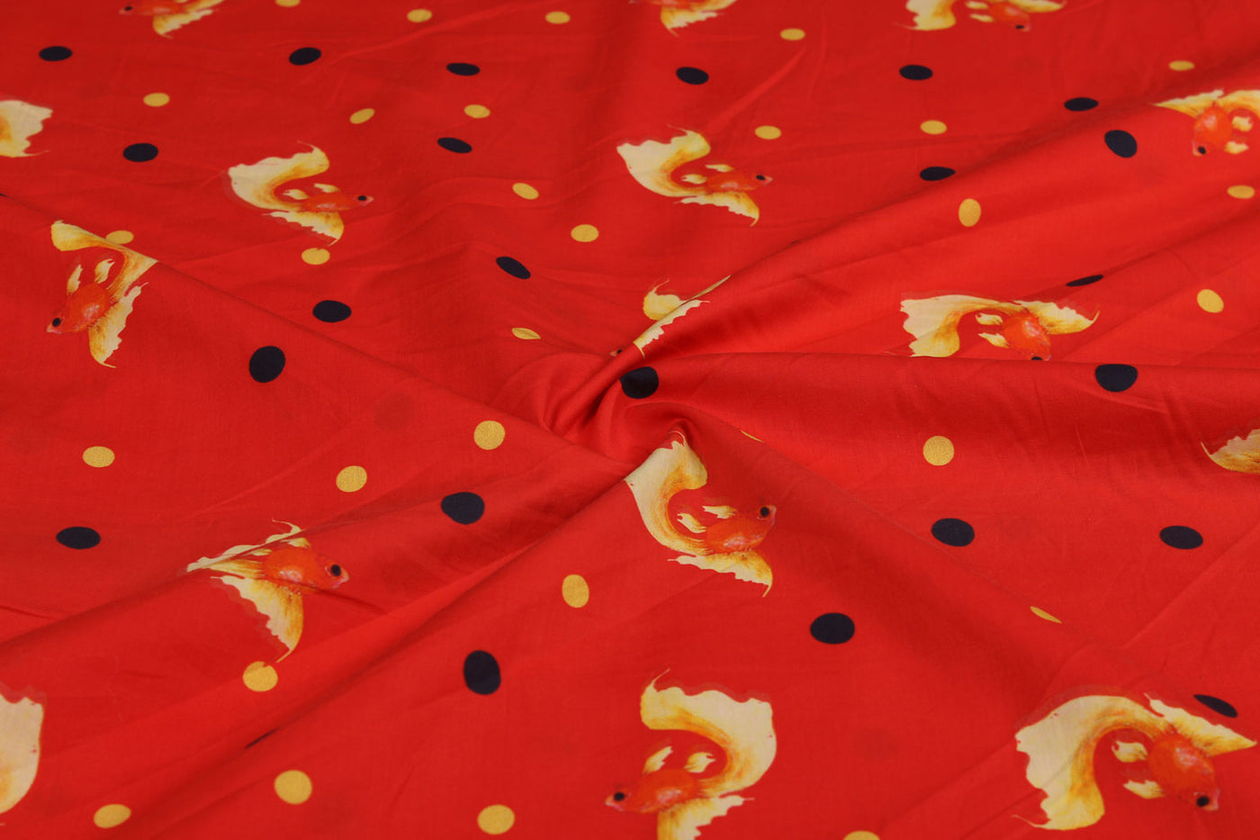 bright-red-objects-cotton-poplin-fabric-6148-4