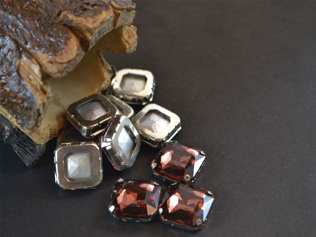 Brown Square Glass Stones with Catcher | The Design Cart (1532202057762)