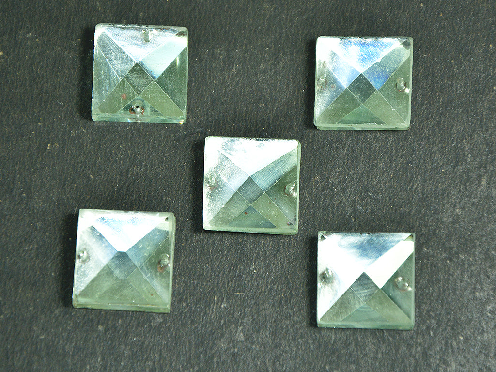 Square Transparent 2 Hole Glass Stones 2