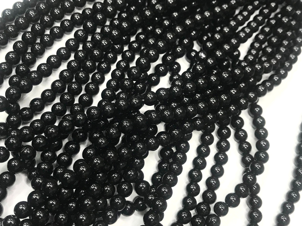 Black Opaque Spherical Glass Beads-6mm